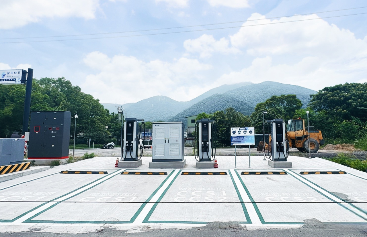星舟快充攜手台鐵打造東部鐵路首個電車充電網 補齊花東觀光充電缺口
