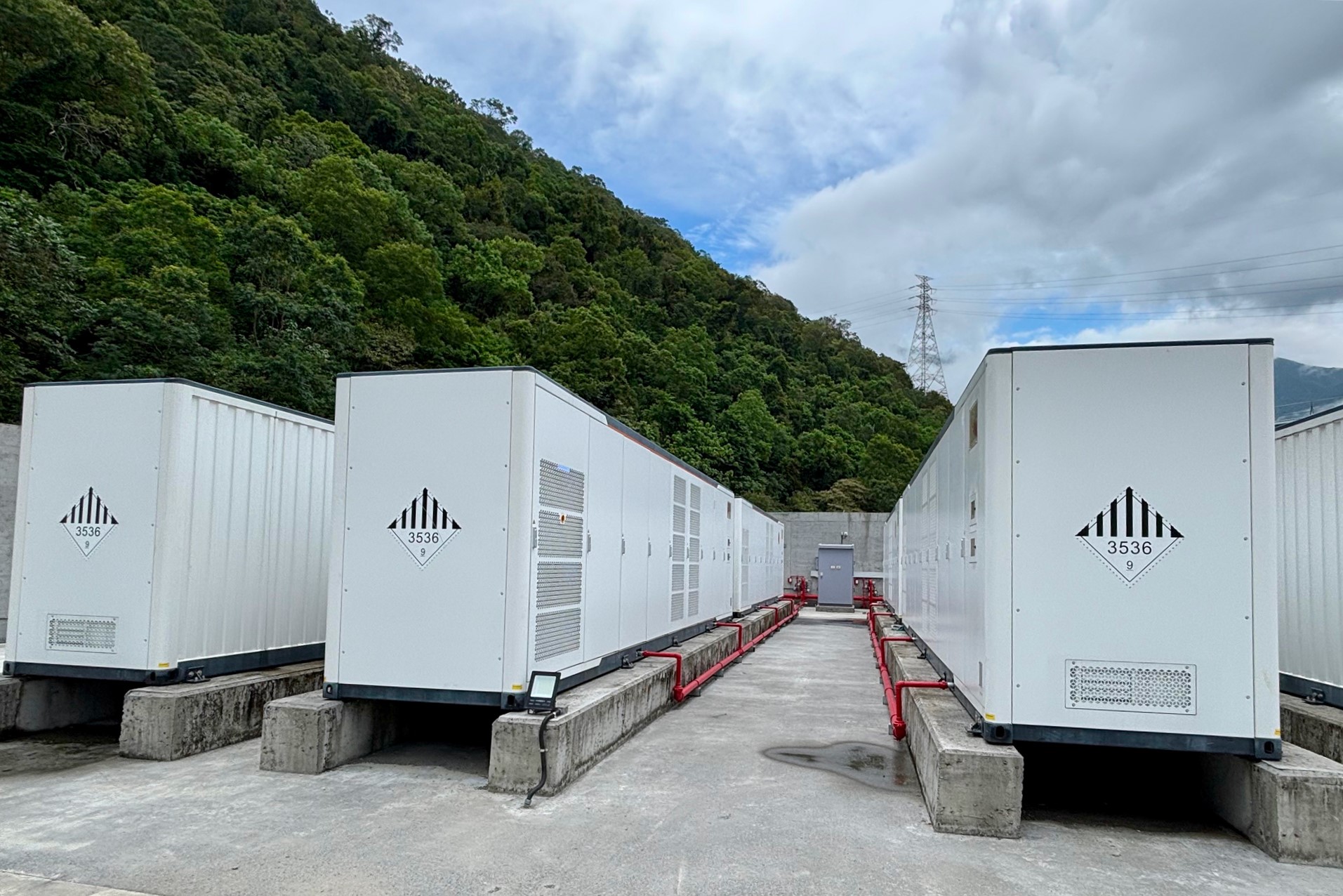 星星電力拿下全台備用容量第一單，以全台儲能資產助能源同業以履行法規義務。